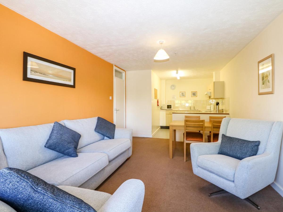 Flat 33 - Marine Court Villa Литълхамптън Екстериор снимка