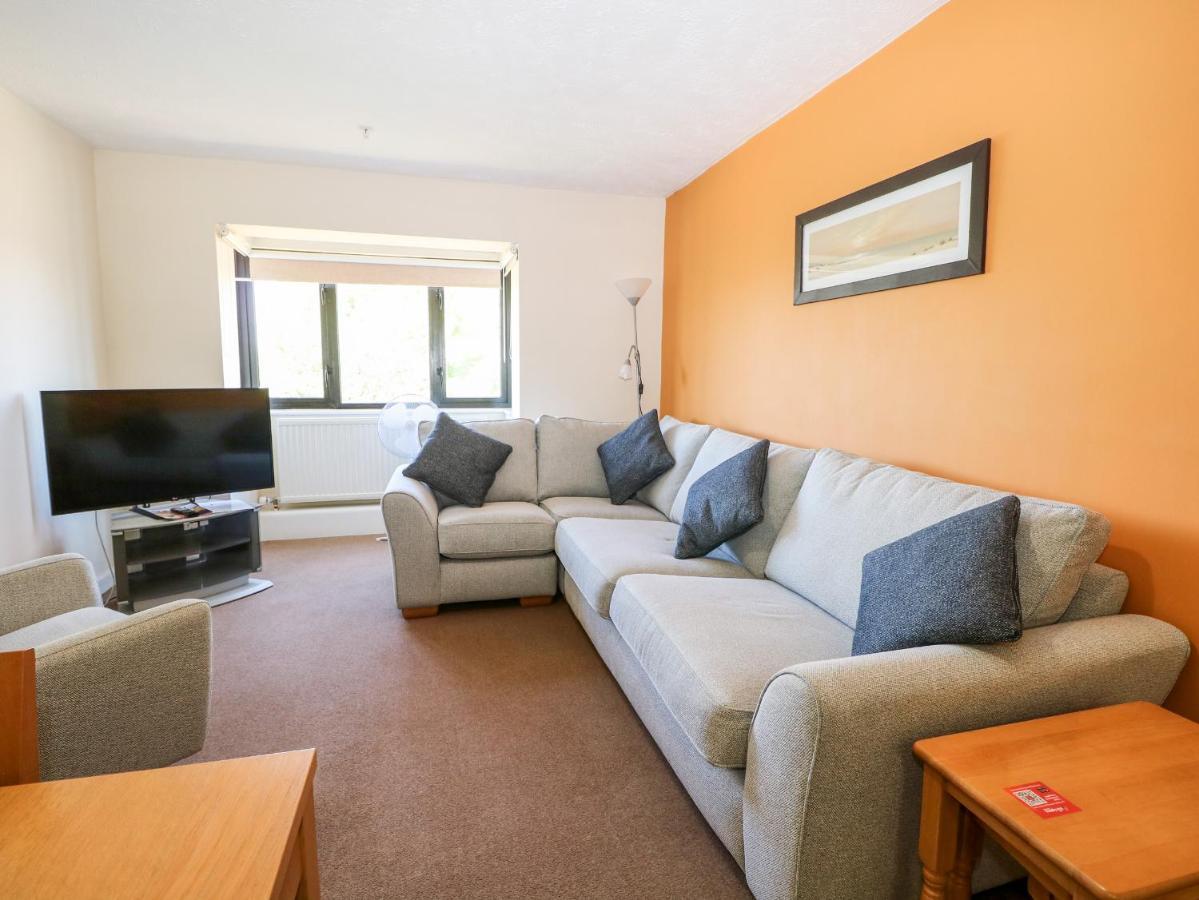 Flat 33 - Marine Court Villa Литълхамптън Екстериор снимка