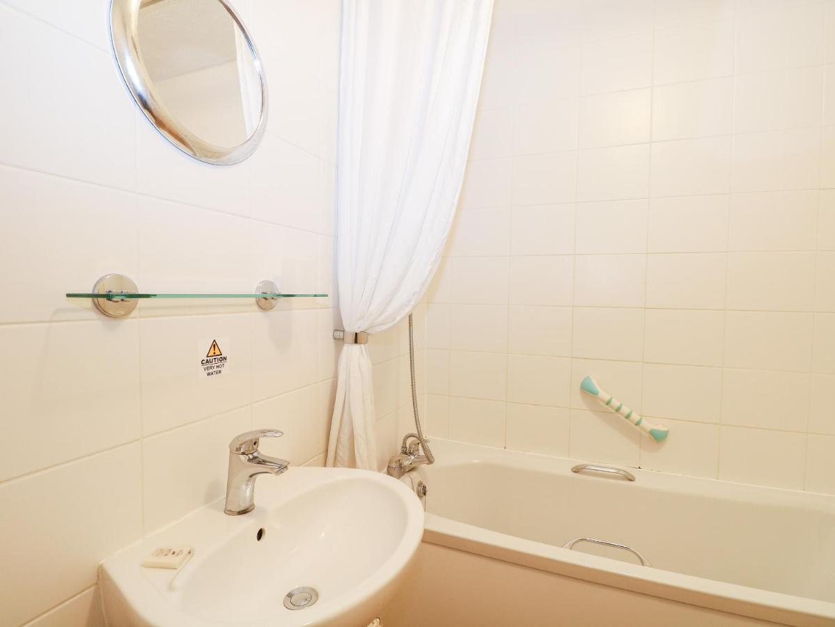 Flat 33 - Marine Court Villa Литълхамптън Екстериор снимка